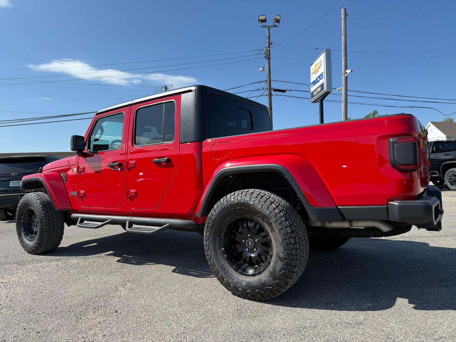 Used 2022 Jeep Gladiator Overland w/ Popular Equipment Package image 5