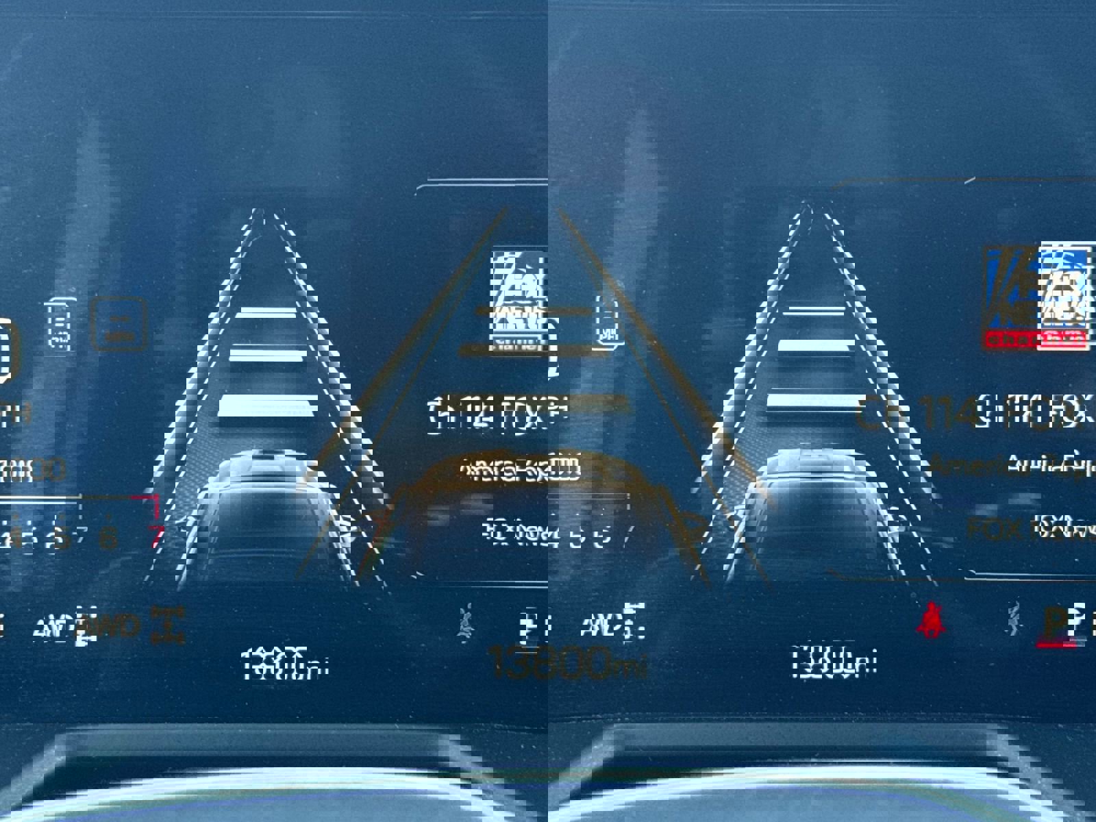 Used 2025 GMC Acadia Elevation image 22