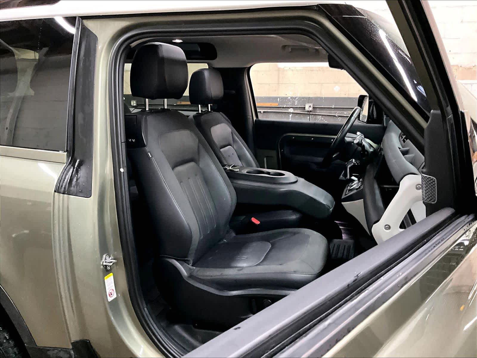 Used 2021 Land Rover Defender 90 First Edition AWD/4WD image 10