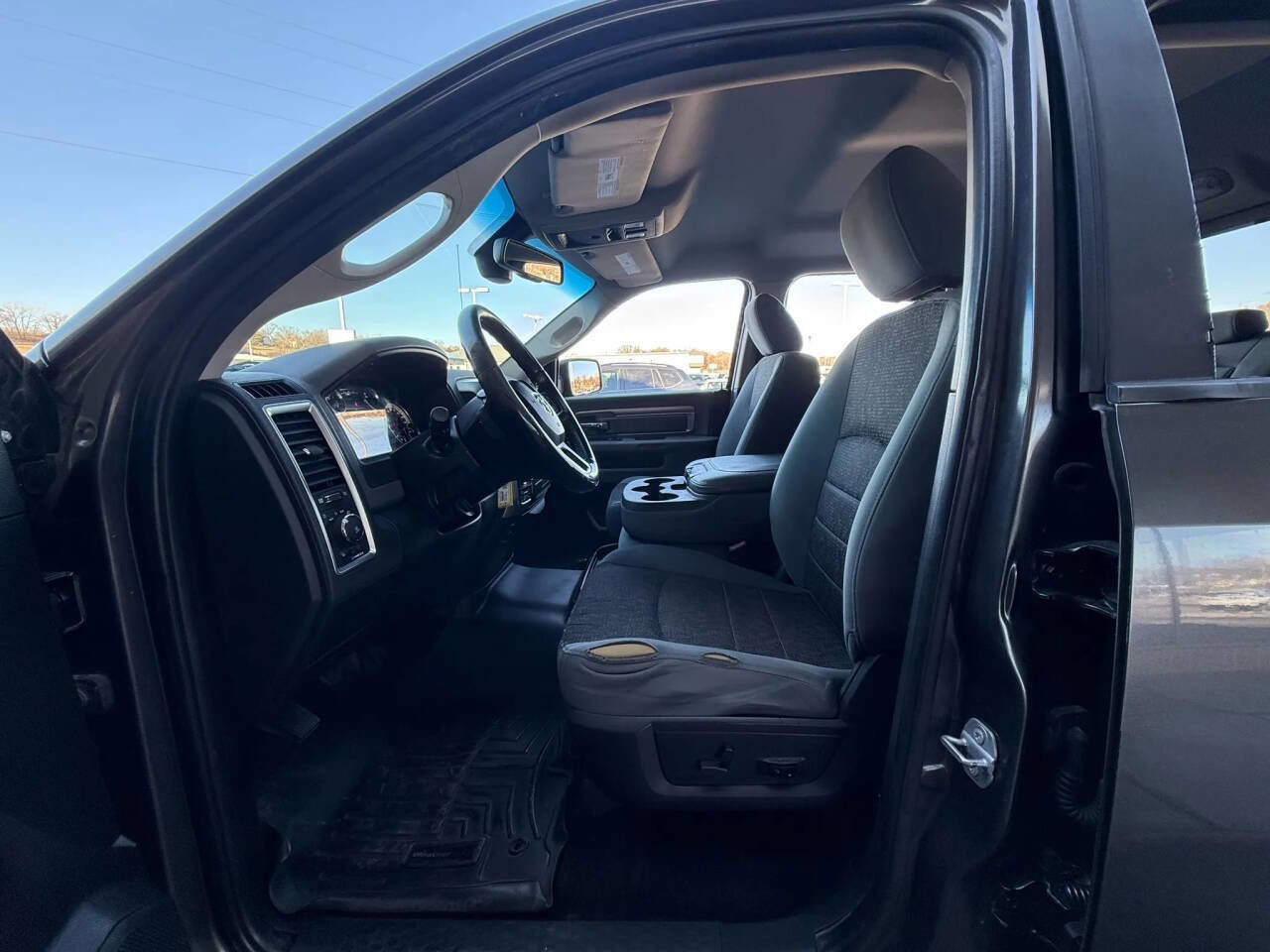 Used 2016 RAM 1500 Big Horn AWD/4WD image 15