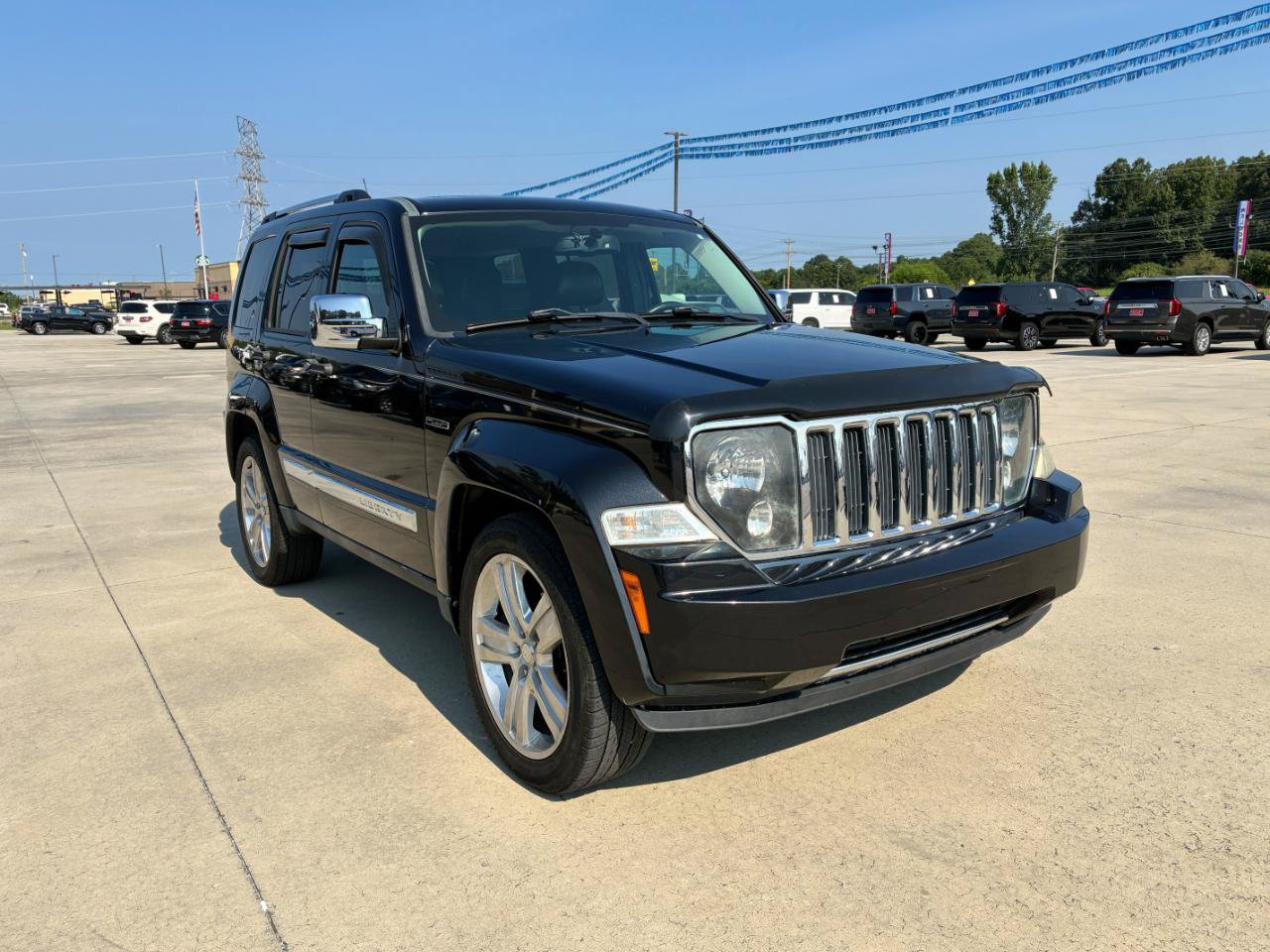 Used 2011 Jeep Liberty Limited Jet AWD/4WD image 4