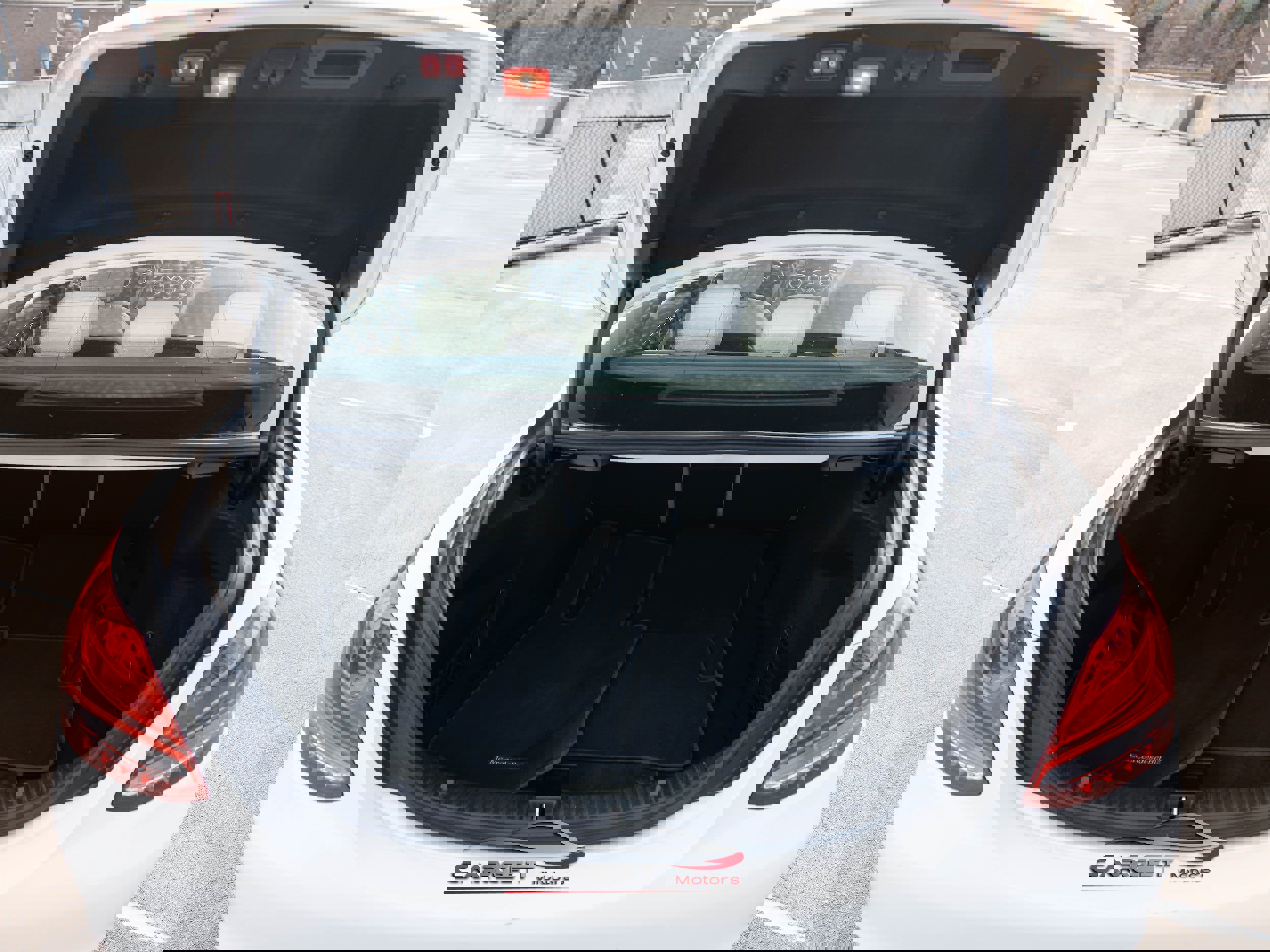 Used 2018 Mercedes-Benz C 300 Sedan w/ Premium Package image 40