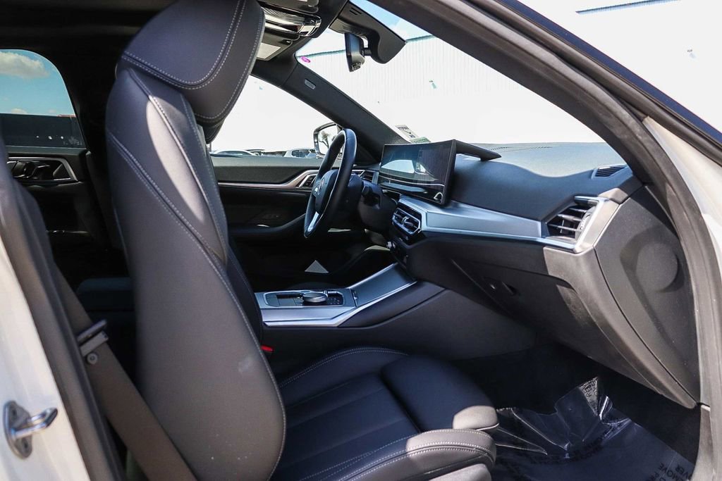 Used 2023 BMW i4 eDrive35 w/ Parking Assistance Package image 17