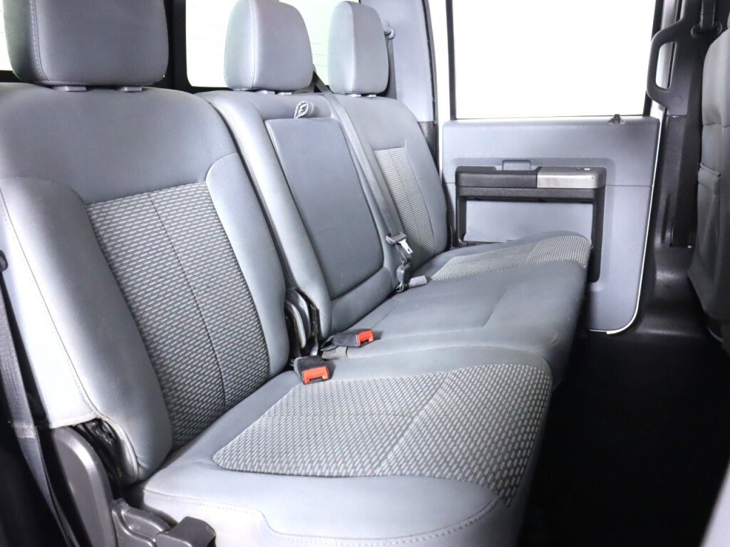 Used 2014 Ford F350 XLT w/ Camper Package image 38