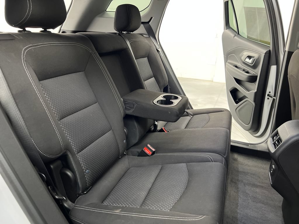 Used 2024 GMC Terrain SLE AWD/4WD image 21