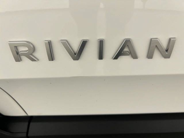 Used 2024 Rivian R1T Adventure AWD/4WD image 30