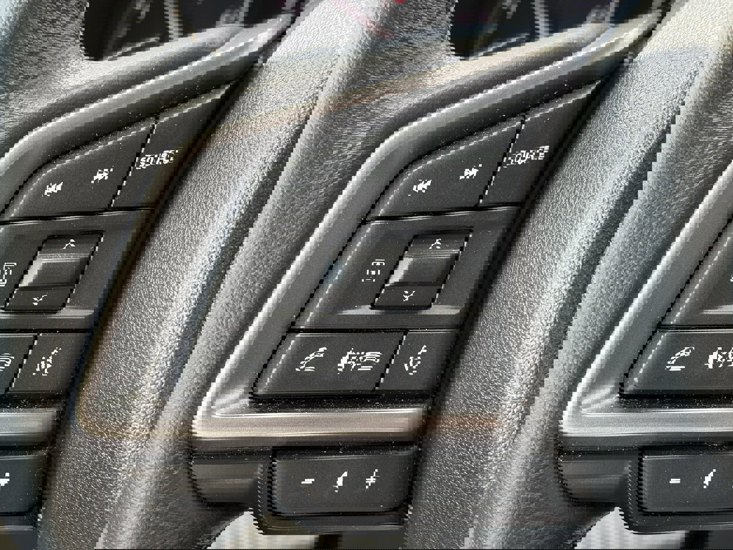 Certified 2025 Subaru Ascent Premium image 17