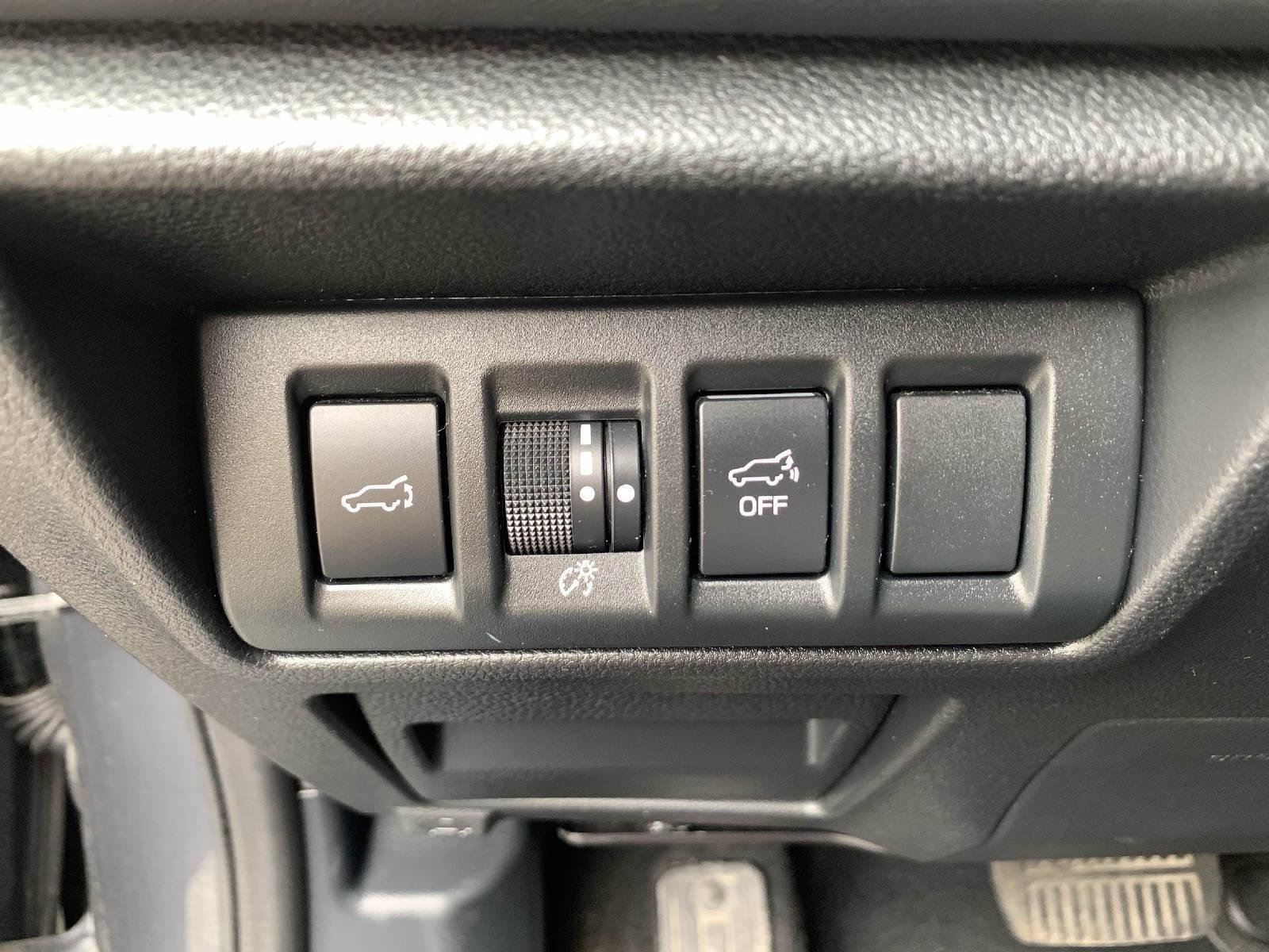 Used 2023 Subaru Outback Limited AWD/4WD image 15