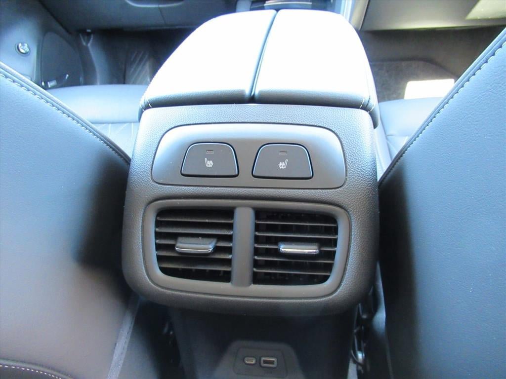 Used 2023 Buick Envision Avenir FWD image 14