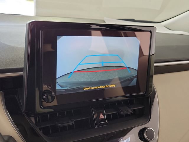 Used 2024 Toyota Corolla LE image 29