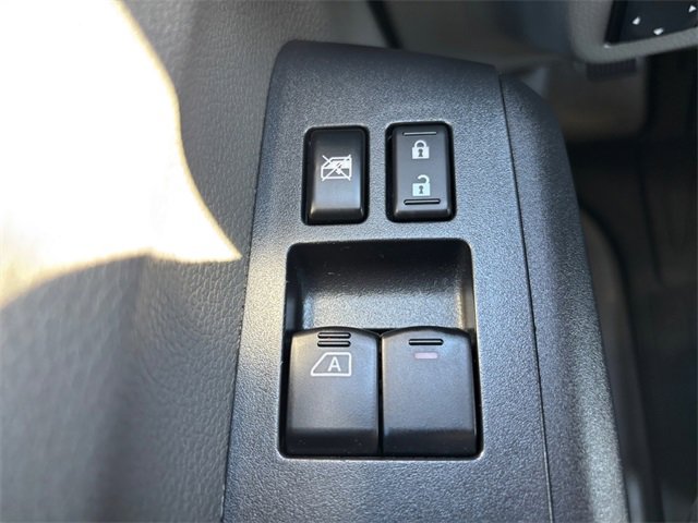 Used 2020 Nissan NV 3500 SV w/ Navigation Package image 17