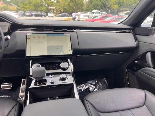 Used 2023 Land Rover Range Rover Sport SE Dynamic AWD/4WD image 17