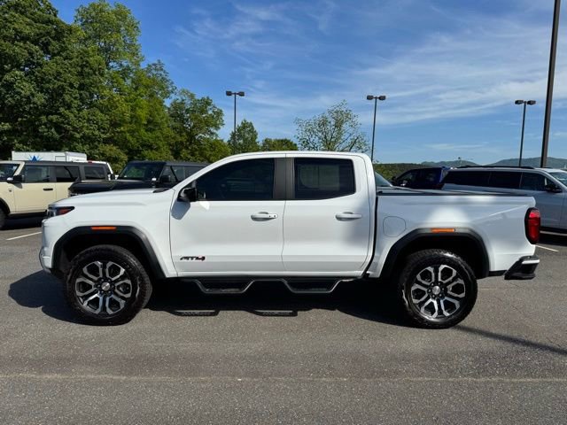 Used 2024 GMC Canyon AT4 w/ AT4 Premium Package AWD/4WD image 4