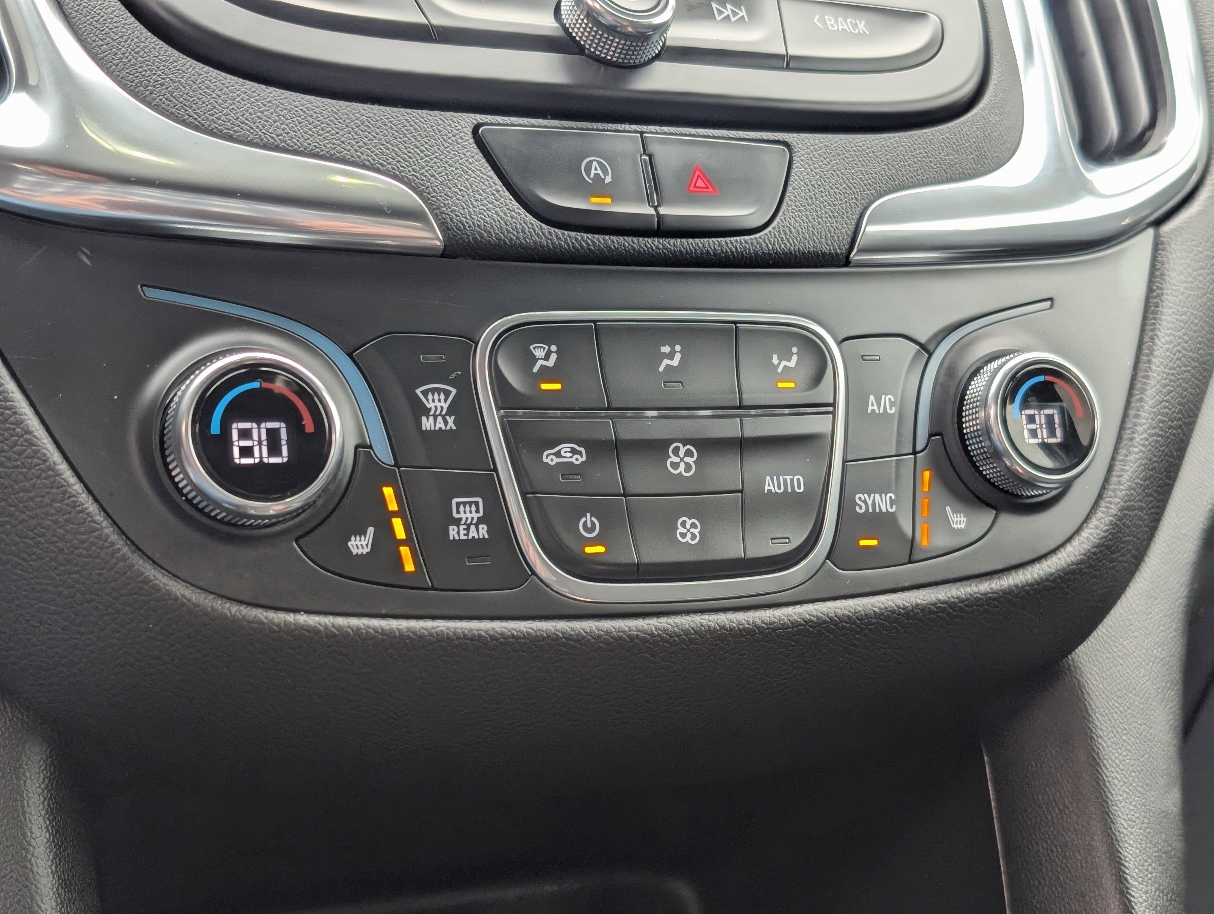 Used 2022 Chevrolet Equinox LT image 21