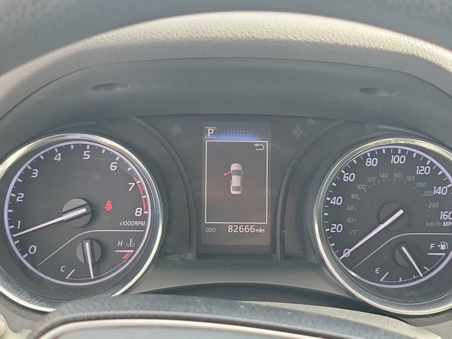 Used 2020 Toyota Camry LE image 32