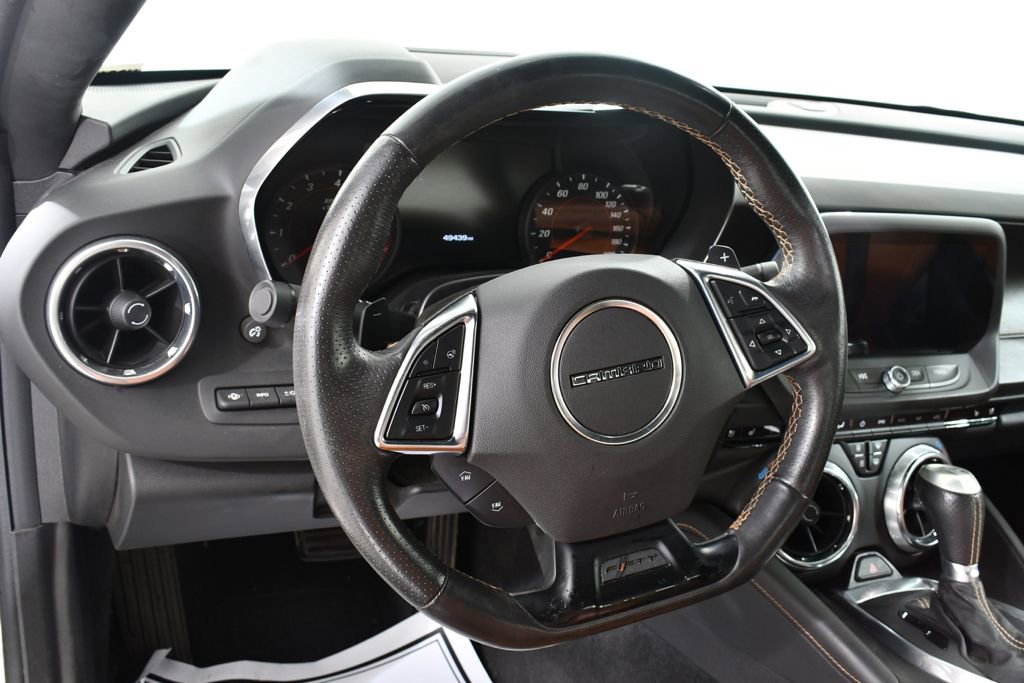 Used 2017 Chevrolet Camaro SS image 7