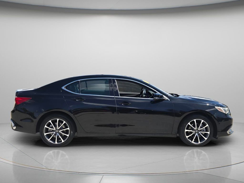 Used 2018 Acura TLX V6 SH-AWD image 4