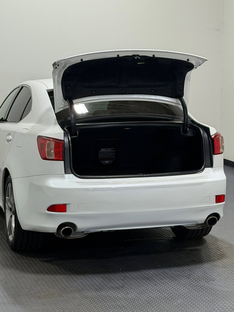 Used 2013 Lexus IS 250 RWD image 12