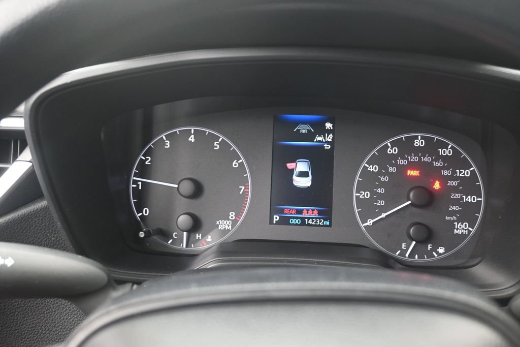Used 2025 Toyota Corolla LE FWD image 11