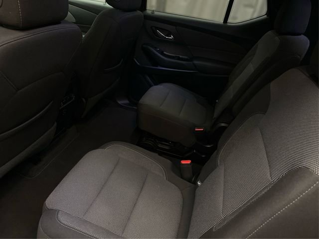 Used 2023 Chevrolet Traverse LT image 11