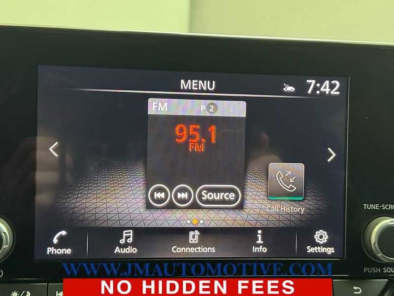 Used 2023 Nissan Pathfinder Rock Creek AWD/4WD image 28