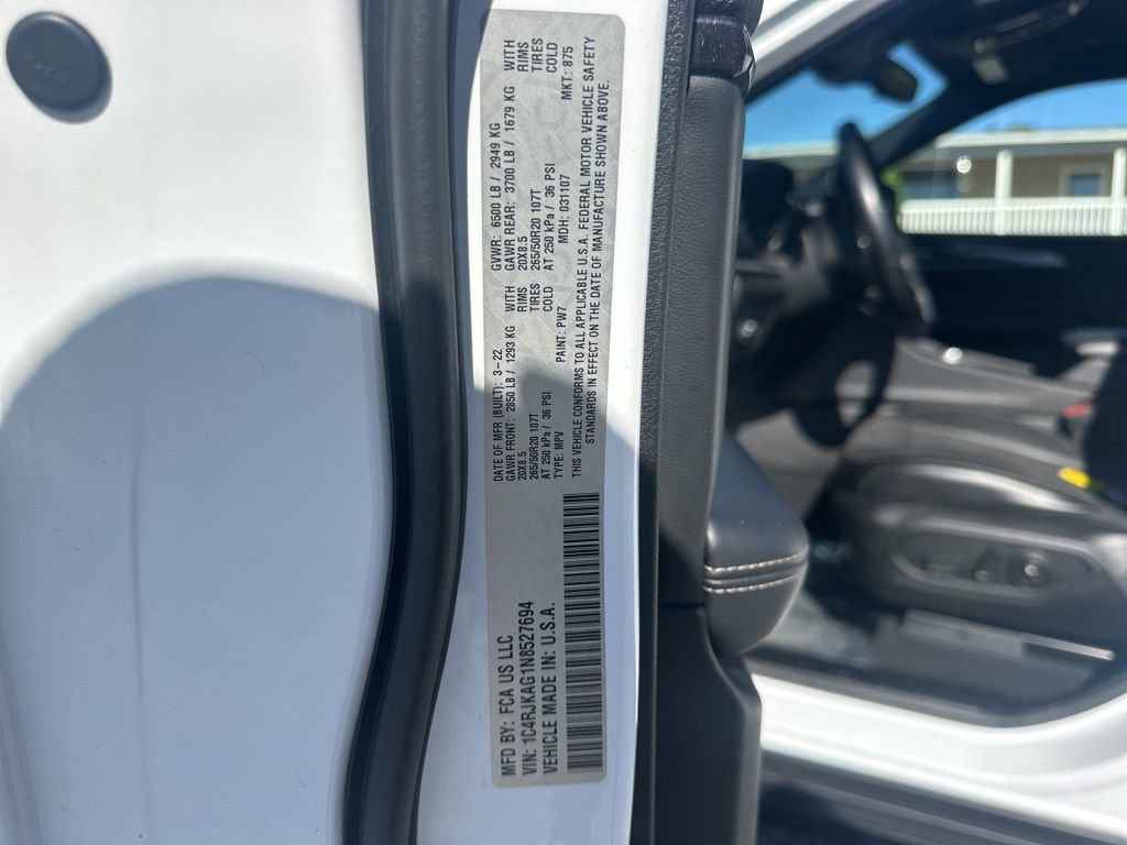 Used 2022 Jeep Grand Cherokee L Laredo image 35