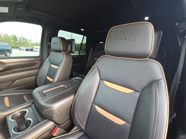 Used 2024 GMC Yukon AT4 w/ Technology Package image 27