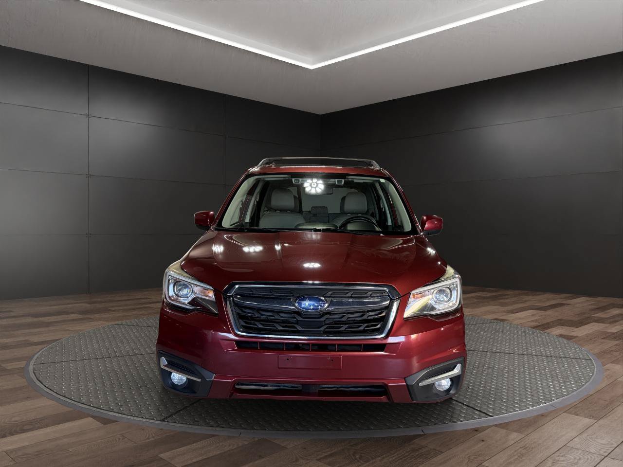 Used 2017 Subaru Forester 2.5i Limited AWD/4WD image 3