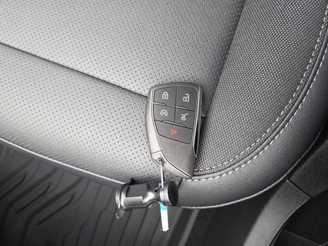 New 2026 Chevrolet Equinox EV LT image 36