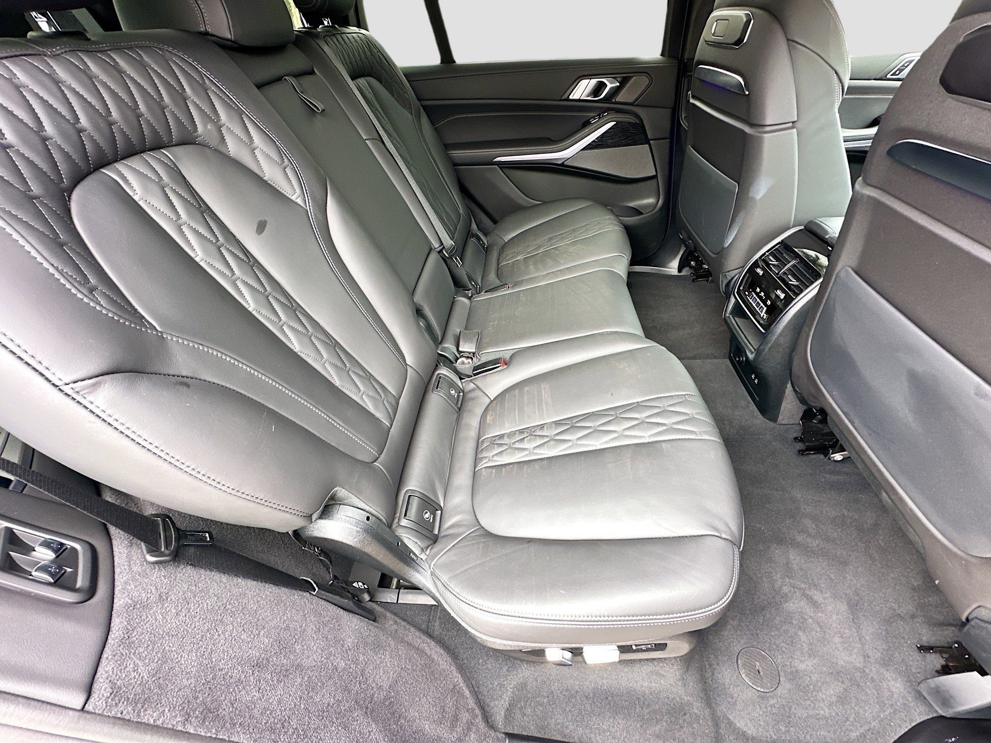 Certified 2024 BMW X7 M60i w/ M Sport Professional Package image 32