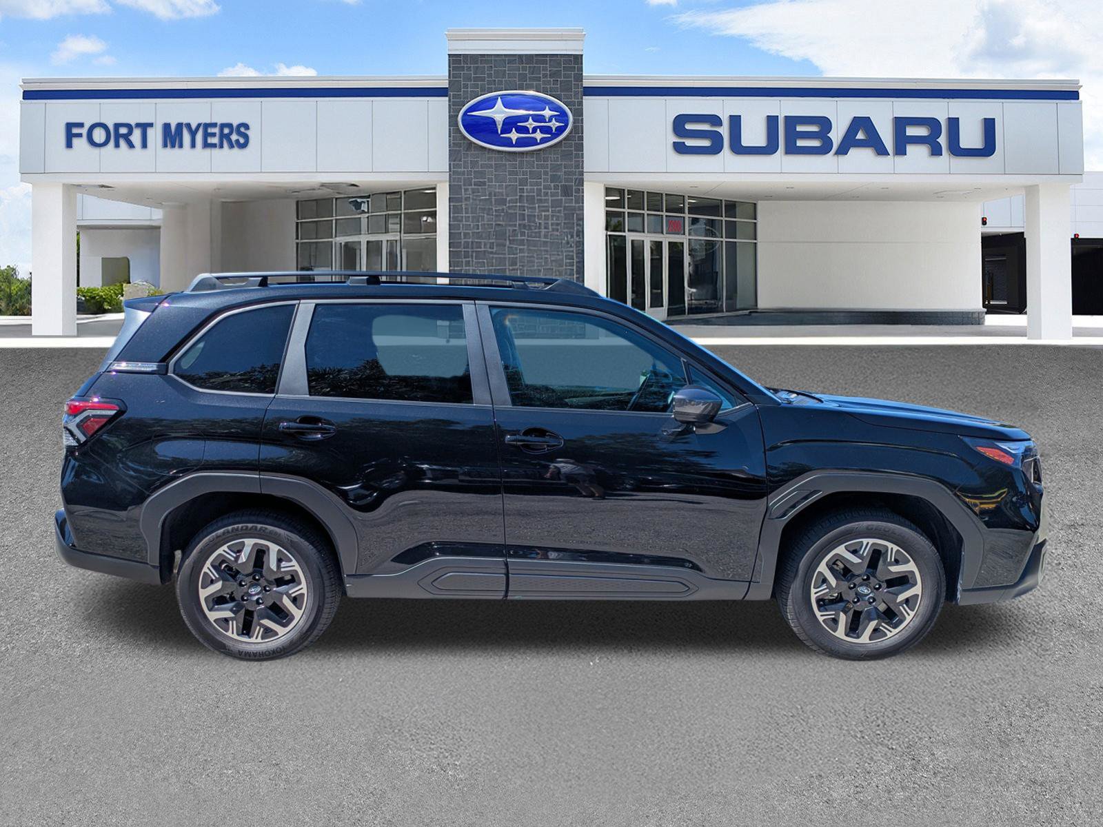 Used 2026 Subaru Forester Premium AWD/4WD image 4