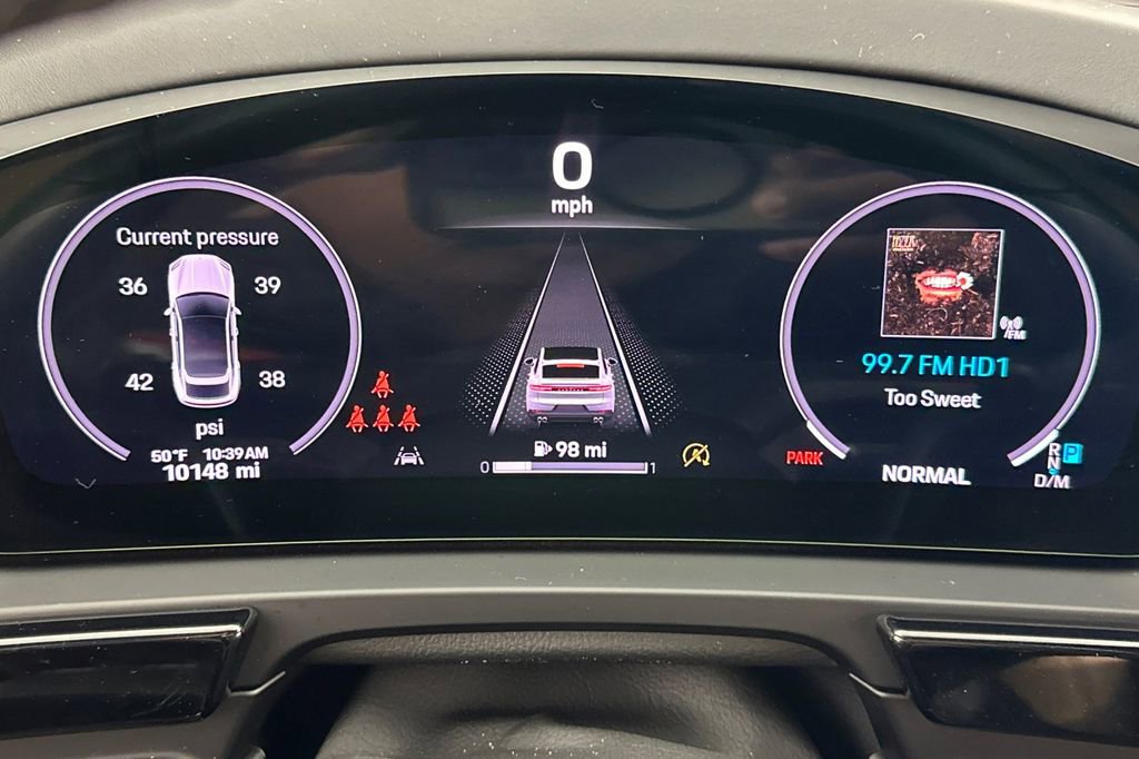 Used 2024 Porsche Cayenne Coupe image 29