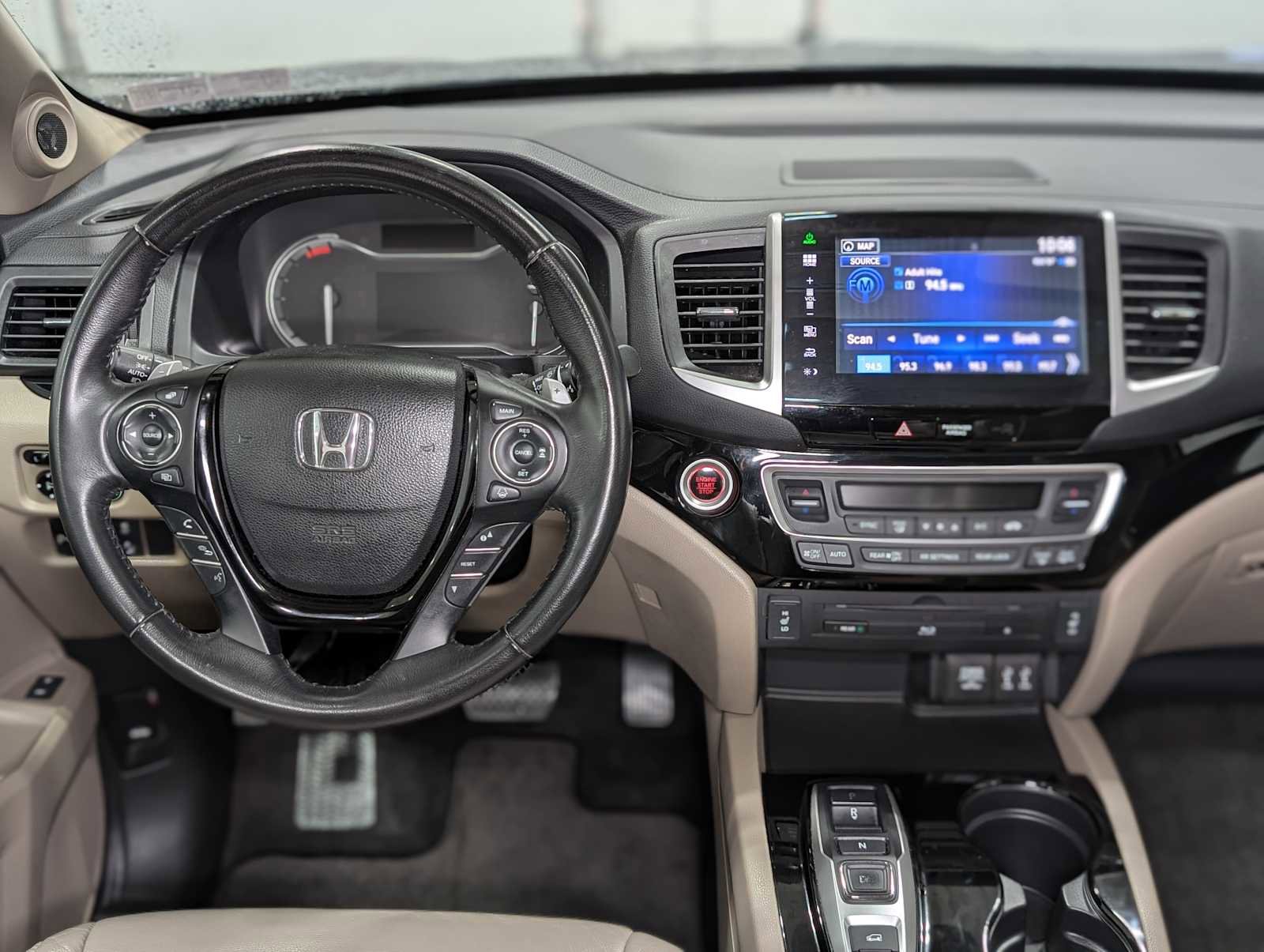 Used 2016 Honda Pilot Touring image 5
