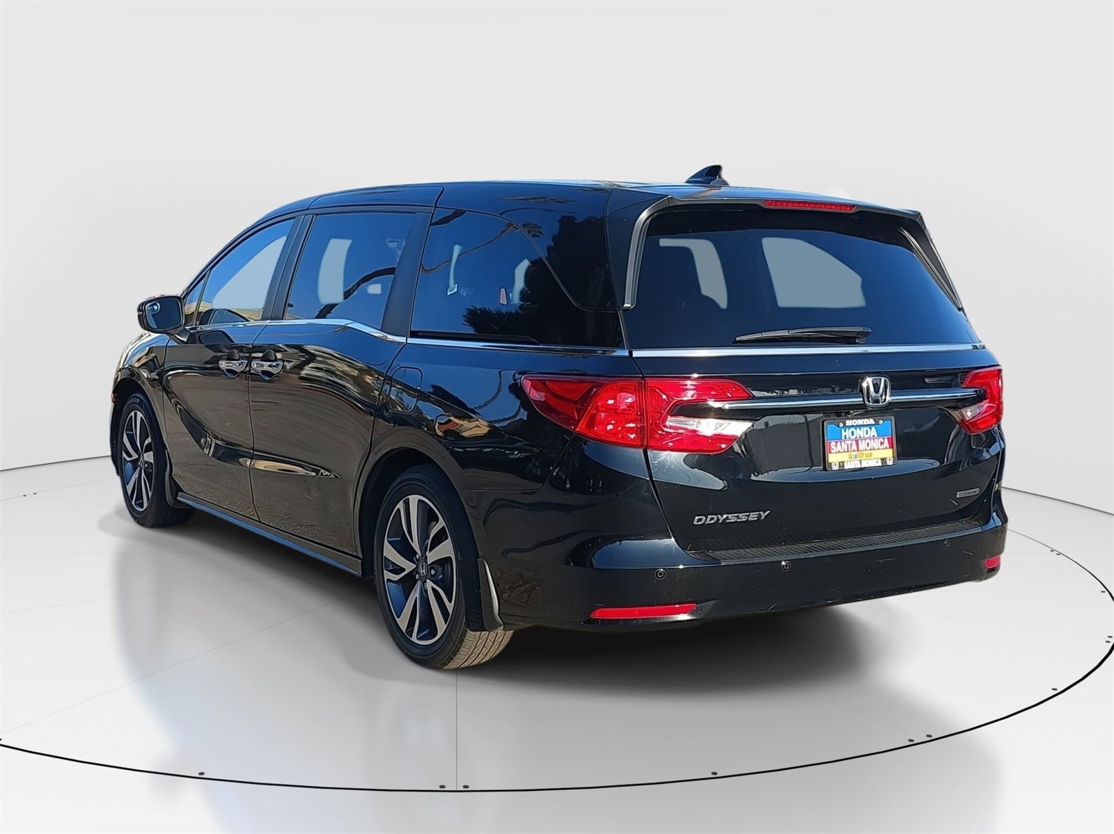 Used 2023 Honda Odyssey Touring image 7