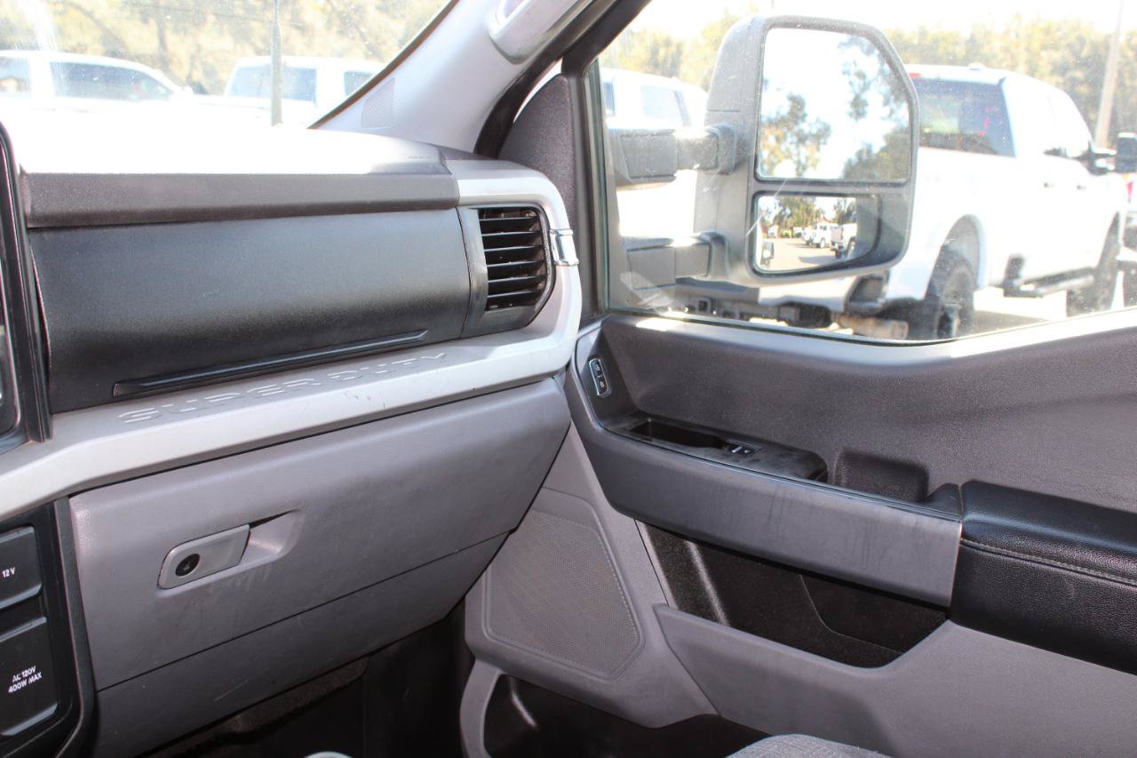 Used 2023 Ford F350 XLT w/ FX4 Off-Road Package AWD/4WD image 14