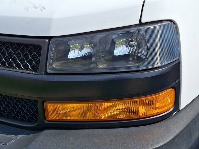 Used 2021 Chevrolet Express 3500 w/ Power Convenience Package RWD image 9