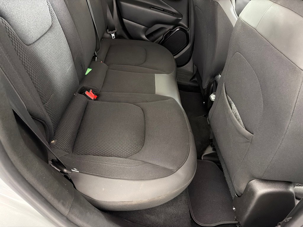 Used 2018 Jeep Renegade Altitude image 18