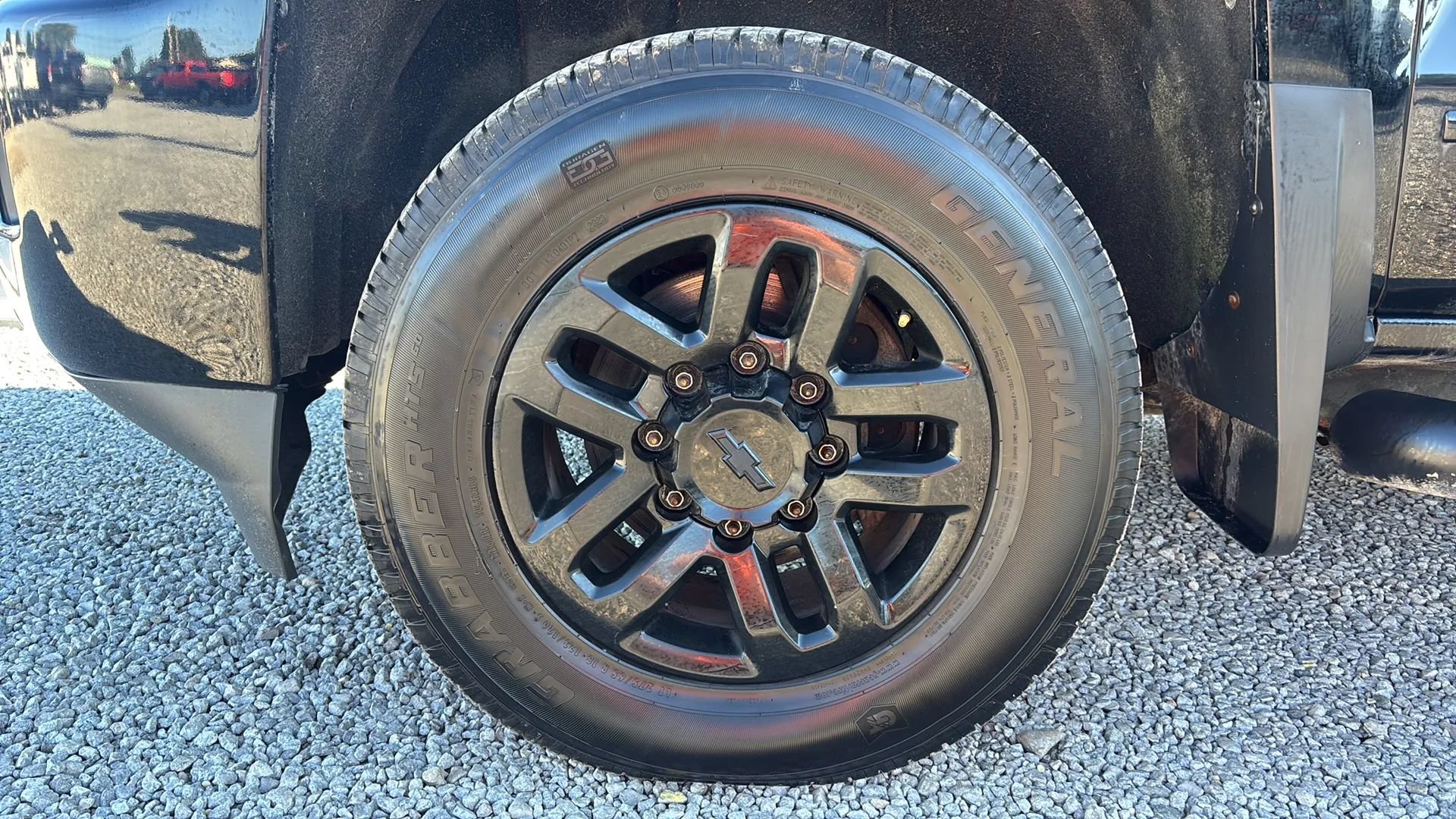 Used 2019 Chevrolet Silverado 2500 LTZ w/ Midnight Edition AWD/4WD image 16