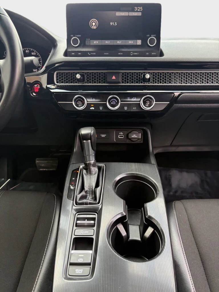 Used 2023 Honda Civic Sport image 28