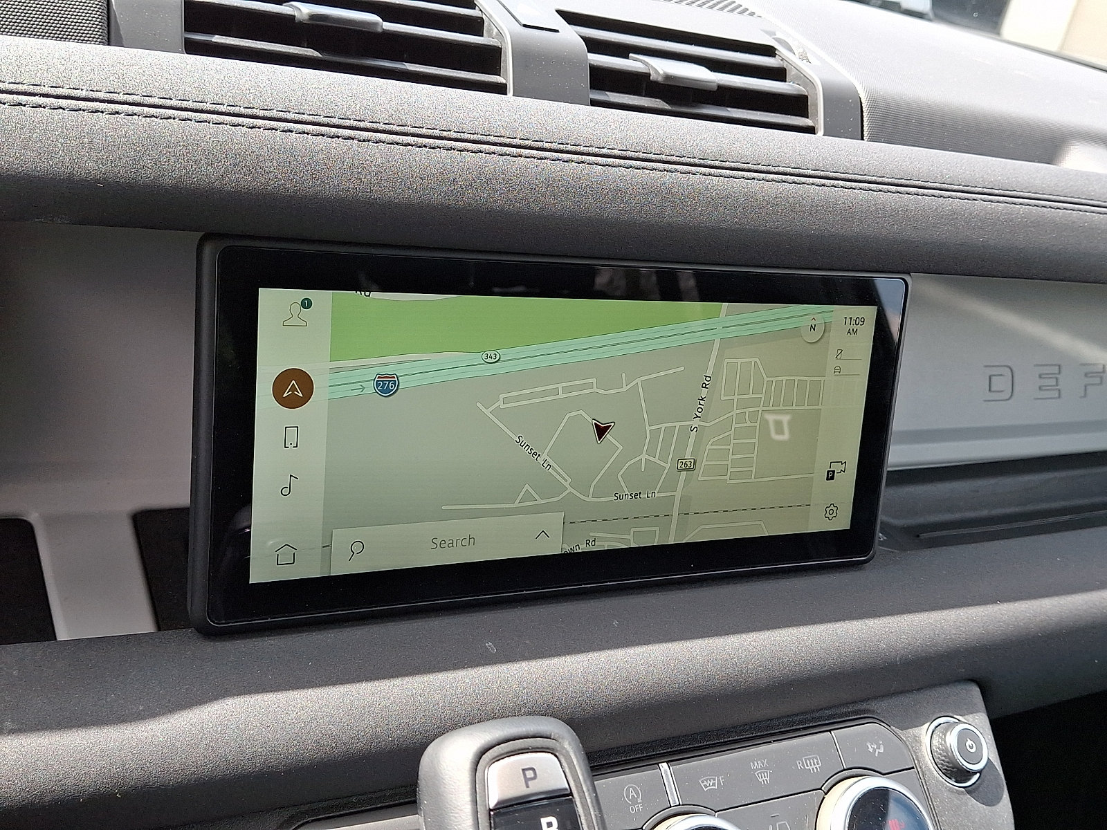 Used 2023 Land Rover Defender 110 SE AWD/4WD image 17