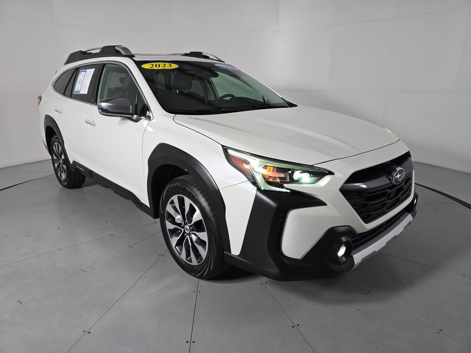 Used 2023 Subaru Outback Touring XT image 7