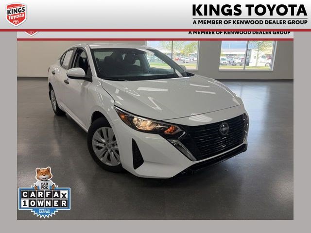 Used 2025 Nissan Sentra S image 1