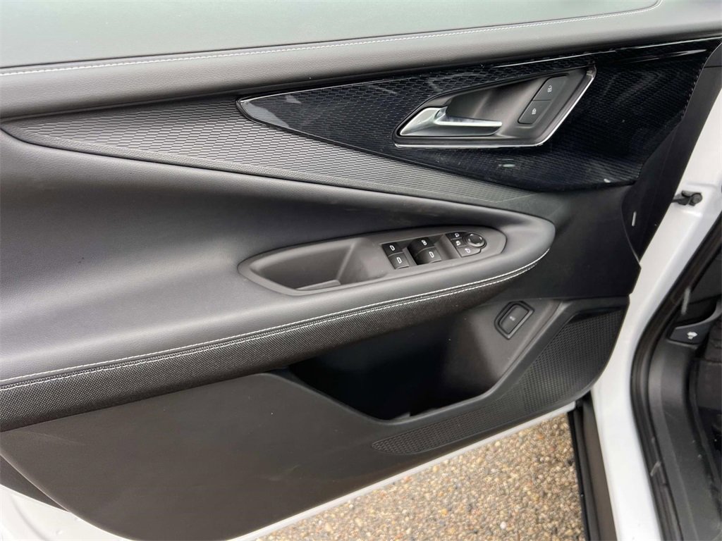 New 2026 Chevrolet Blazer EV LT image 10