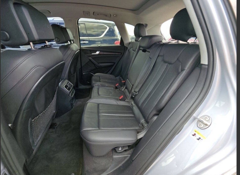 Used 2018 Audi Q5 2.0T Premium Plus w/ Premium Plus Package AWD/4WD image 6