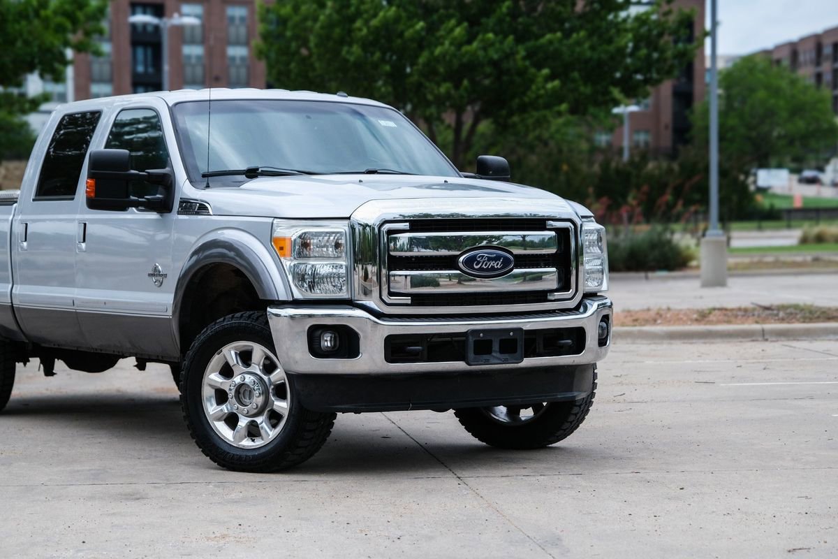 Used 2013 Ford F250 Lariat w/ Lariat Interior Pkg AWD/4WD image 3