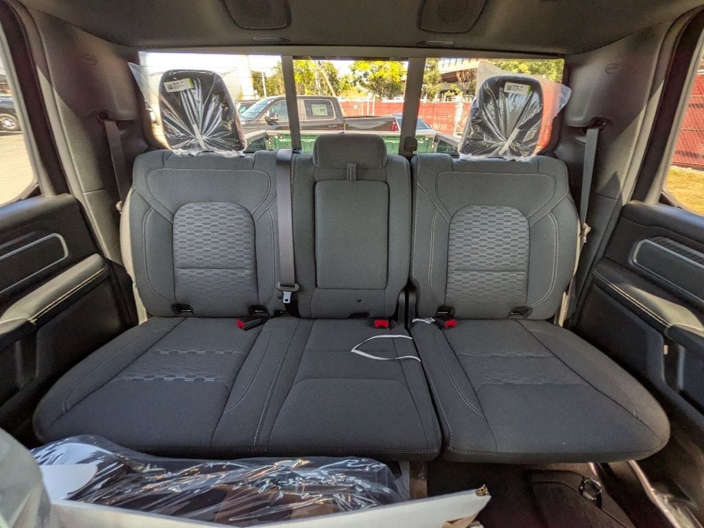 New 2026 RAM 1500 Big Horn AWD/4WD image 12