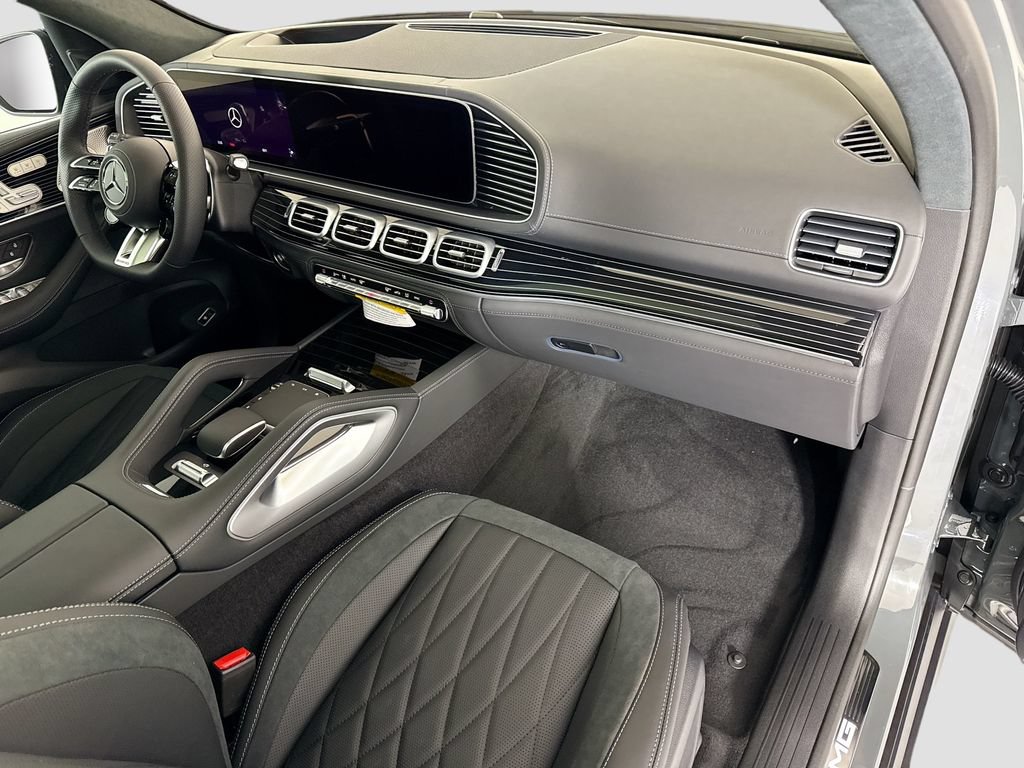 New 2026 Mercedes-Benz GLS 63 AMG 4MATIC image 19
