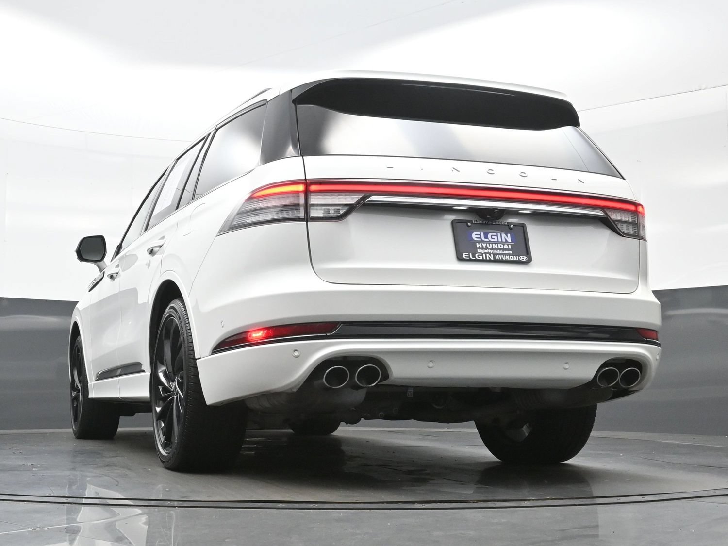 Used 2023 Lincoln Aviator Reserve w/ Jet Package AWD/4WD image 31