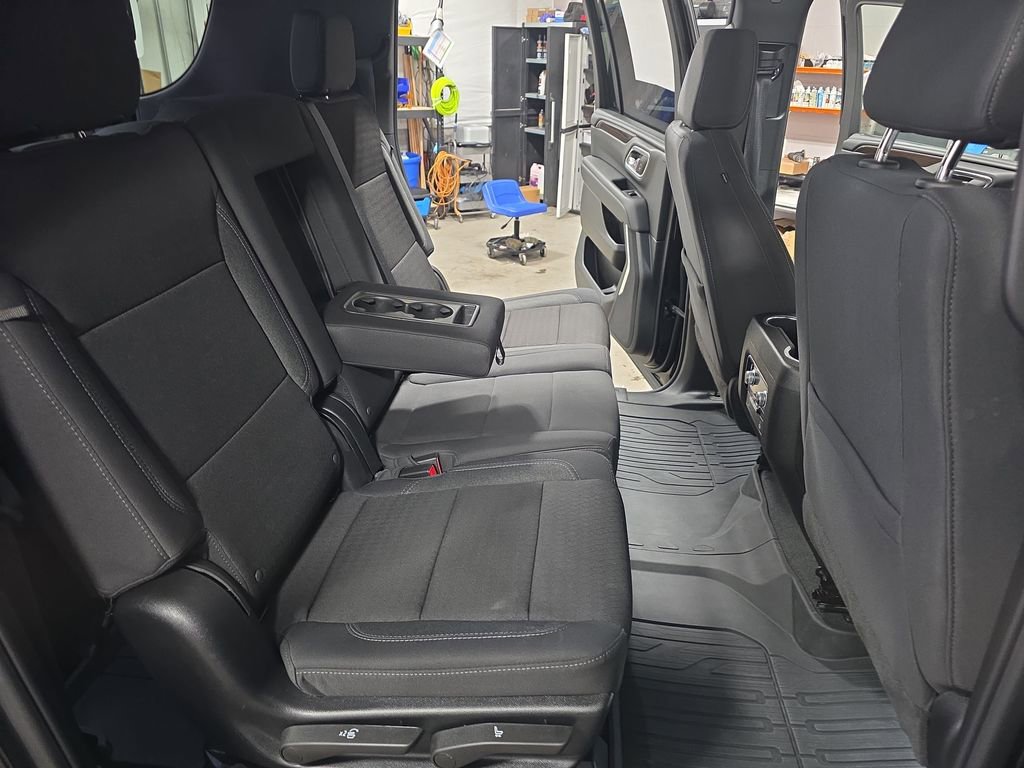 Certified 2024 GMC Yukon XL SLE w/ Gmc Pro Safety Plus Package image 11