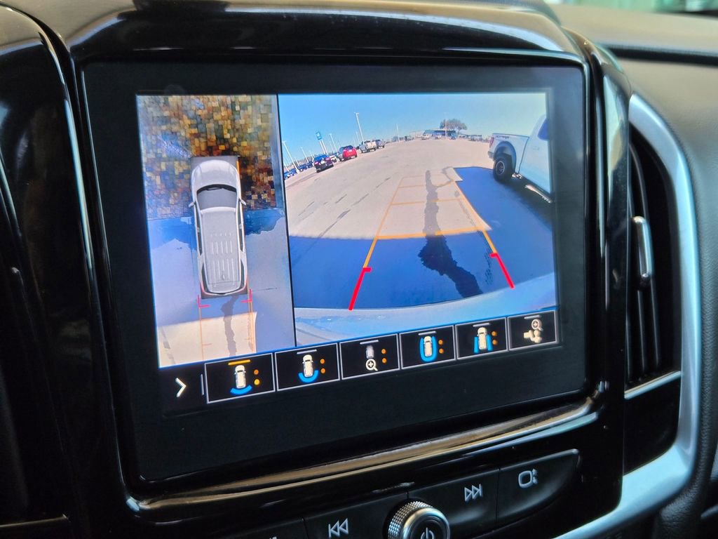 Used 2020 Chevrolet Traverse Premier w/ Redline Edition image 39
